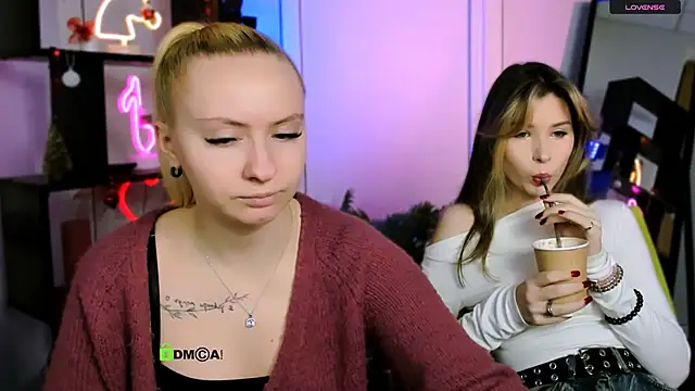 mila glow1 online show from 01.11.26