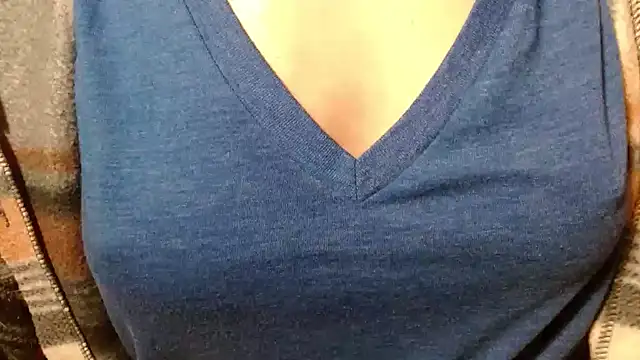 Snapshot of LorraineOSun chatting on 03.31.26 LorraineOSun online show from 03.31.26