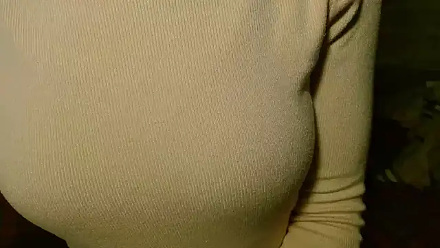 Snapshot of LorraineOSun chatting on 04.07.26 LorraineOSun online show from 04.07.26