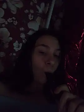 Snapshot of DeniseMoreno_ chatting on 10.12.25 DeniseMoreno  online show from 10.12.25