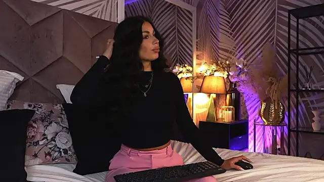 EvaRhea online show from 03.18.26