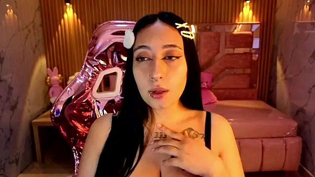 m eris s online show from 10.04.25