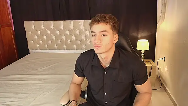 Snapshot of paull_george chatting on 03.14.26 paull george online show from 03.14.26