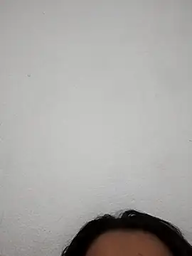 Snapshot of lauramartins7 chatting on 12.19.25 lauramartins7 online show from 12.19.25