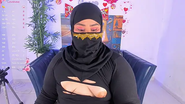 samanee konn online show from 04.16.26