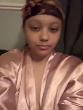 Snapshot of Marleymols chatting on 11.27.25 Marleymols online show from 11.27.25