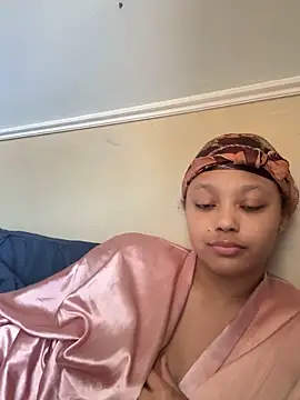 Snapshot of Marleymols chatting on 11.29.25 Marleymols online show from 11.29.25