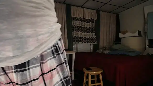 ANALTRAINING4U2 online show from 03.17.25