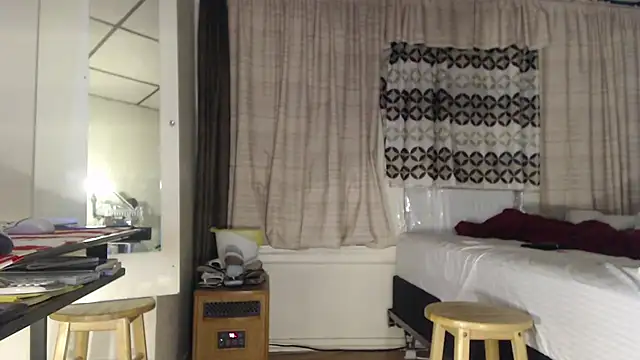 ANALTRAINING4U2 online show from 11.21.25