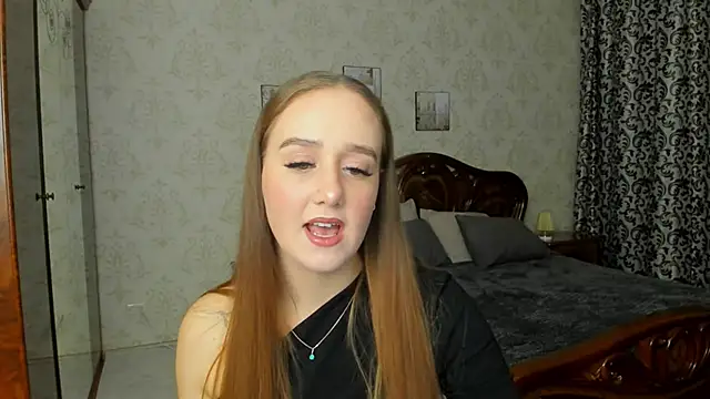 SabrinaCandi online show from 11.08.25