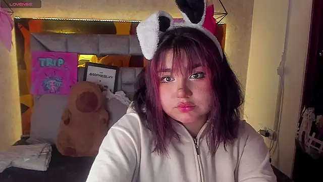 sophiievv online show from 11.24.25