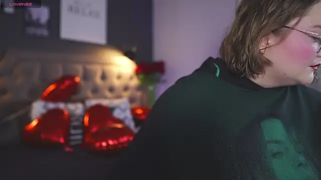 Alissa S online show from 02.12.25