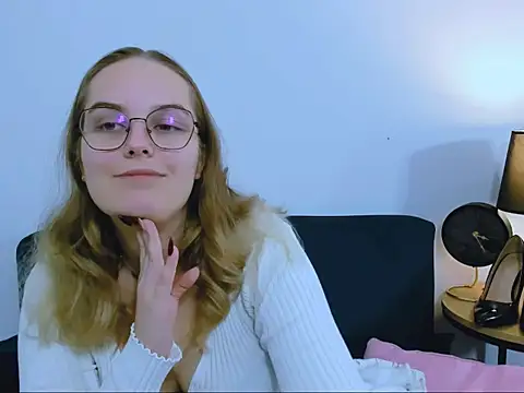 AliceCrazy69 online show from 11.21.25