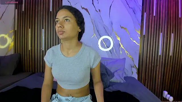 VictoriaDuart online show from 09.20.25