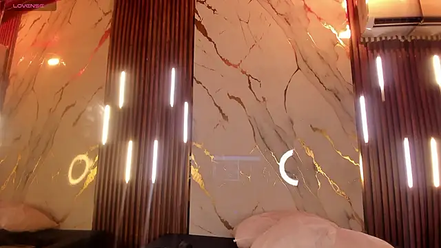 VictoriaDuart online show from 03.18.26