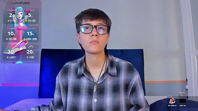 Tsuki Maru online show from 11.18.25