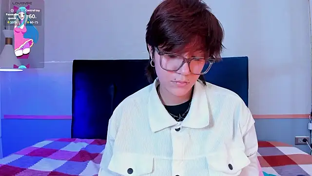 Snapshot of Tsuki_Maru chatting on 03.10.26 Tsuki Maru online show from 03.10.26