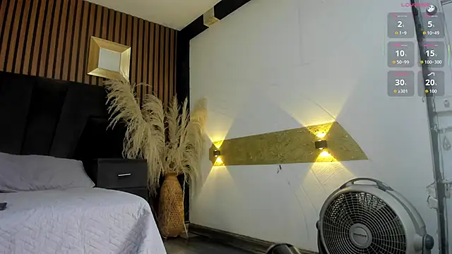 Snapshot of BritanyBrown_ chatting on 06.19.26 BritanyBrown online show from 06.19.26