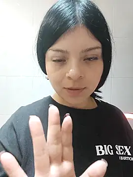 LunaJacobs online show from 03.25.26