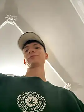 Snapshot of Luck__090 chatting on 10.03.25 Luck  090 online show from 10.03.25