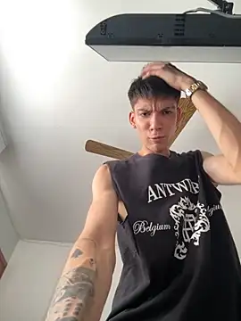 Snapshot of Luck__090 chatting on 10.10.25 Luck  090 online show from 10.10.25