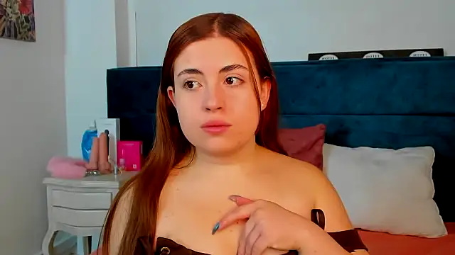 Snapshot of Vicluxxx chatting on 02.12.26 Vicluxxx online show from 02.12.26