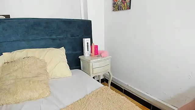 Snapshot of Vicluxxx chatting on 04.01.26 Vicluxxx online show from 04.01.26