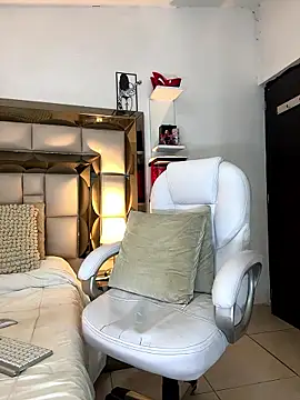 Sara trans hot online show from 01.09.26