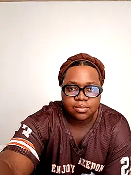 Gyminae online show from 11.16.25