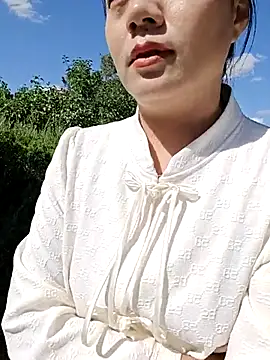 Snapshot of bingxin- chatting on 09.14.25 bingxin- online show from 09.14.25