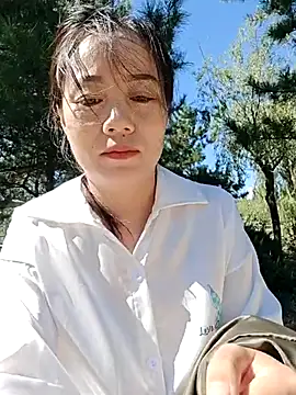 Snapshot of bingxin- chatting on 09.18.25 bingxin- online show from 09.18.25