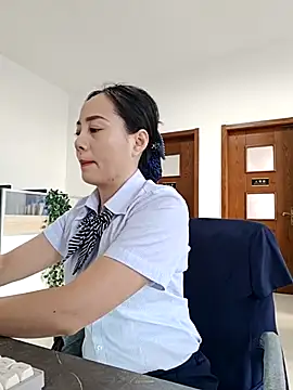 Snapshot of bingxin- chatting on 11.15.25 bingxin- online show from 11.15.25