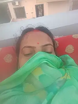 Snapshot of Hot_Seema83 chatting on 06.10.26 Hot Seema83 online show from 06.10.26