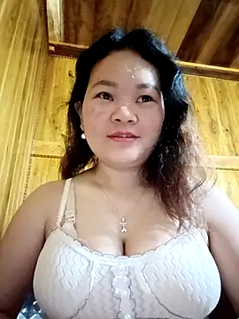 Snapshot of ctm-cute chatting on 04.05.26 ctm-cute online show from 04.05.26