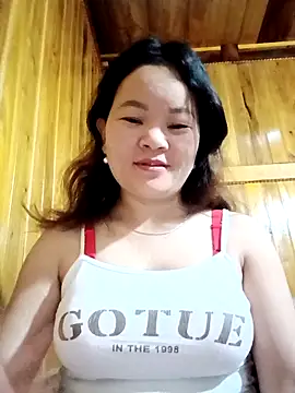 Snapshot of ctm-cute chatting on 04.13.26 ctm-cute online show from 04.13.26