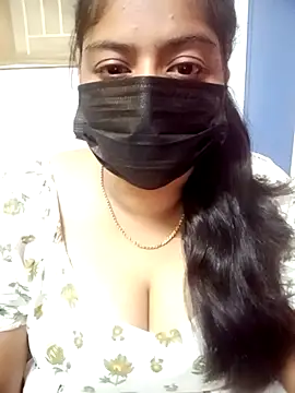 Snapshot of Reshma-Rani chatting on 09.24.25 Reshma-Rani online show from 09.24.25