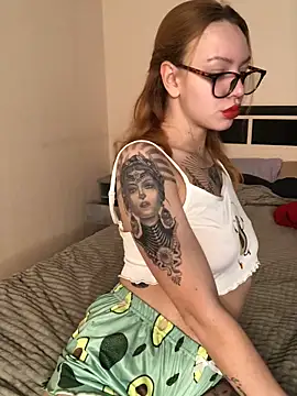 Amore Mia  online show from 11.12.25