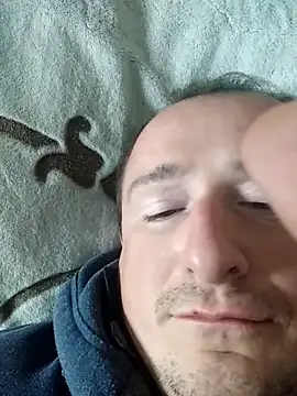 Snapshot of zurab39 chatting on 09.28.25 zurab39 online show from 09.28.25