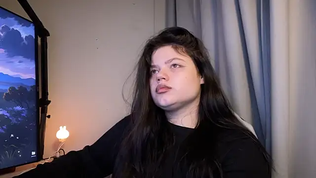 Snapshot of GoddessDarina chatting on 10.24.25 GoddessDarina online show from 10.24.25