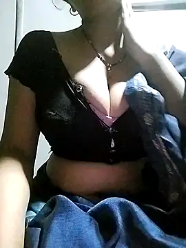 Hottestgirll online show from 10.27.25