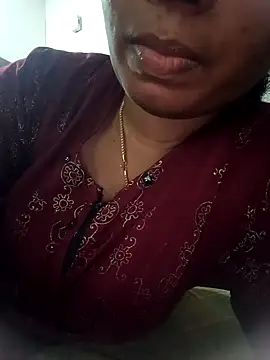 Snapshot of swetha01430 chatting on 09.21.25 swetha01430 online show from 09.21.25