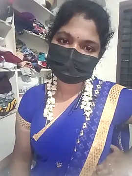 Snapshot of swetha01430 chatting on 09.29.25 swetha01430 online show from 09.29.25