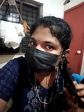 Snapshot of swetha01430 chatting on 09.30.25 swetha01430 online show from 09.30.25