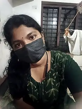 Snapshot of swetha01430 chatting on 10.10.25 swetha01430 online show from 10.10.25