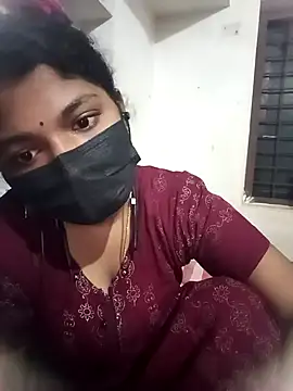 Snapshot of swetha01430 chatting on 10.12.25 swetha01430 online show from 10.12.25