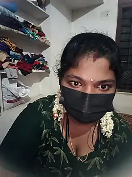 Snapshot of swetha01430 chatting on 10.15.25 swetha01430 online show from 10.15.25