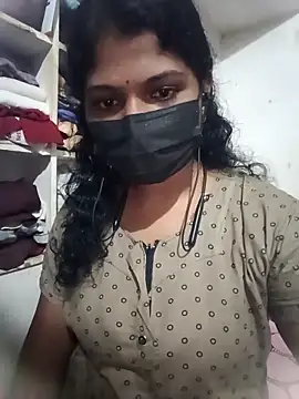 Snapshot of swetha01430 chatting on 10.26.25 swetha01430 online show from 10.26.25