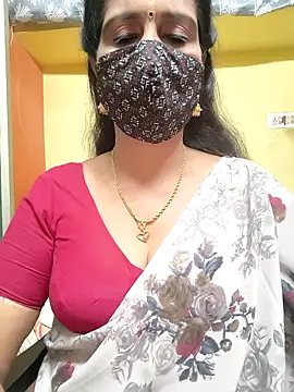 mallu-reshma online show from 11.18.25