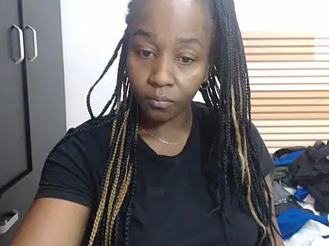 Snapshot of matilde_hot chatting on 10.01.25 matilde hot online show from 10.01.25