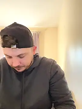 Snapshot of XXKieran chatting on 09.21.25 XXKieran online show from 09.21.25